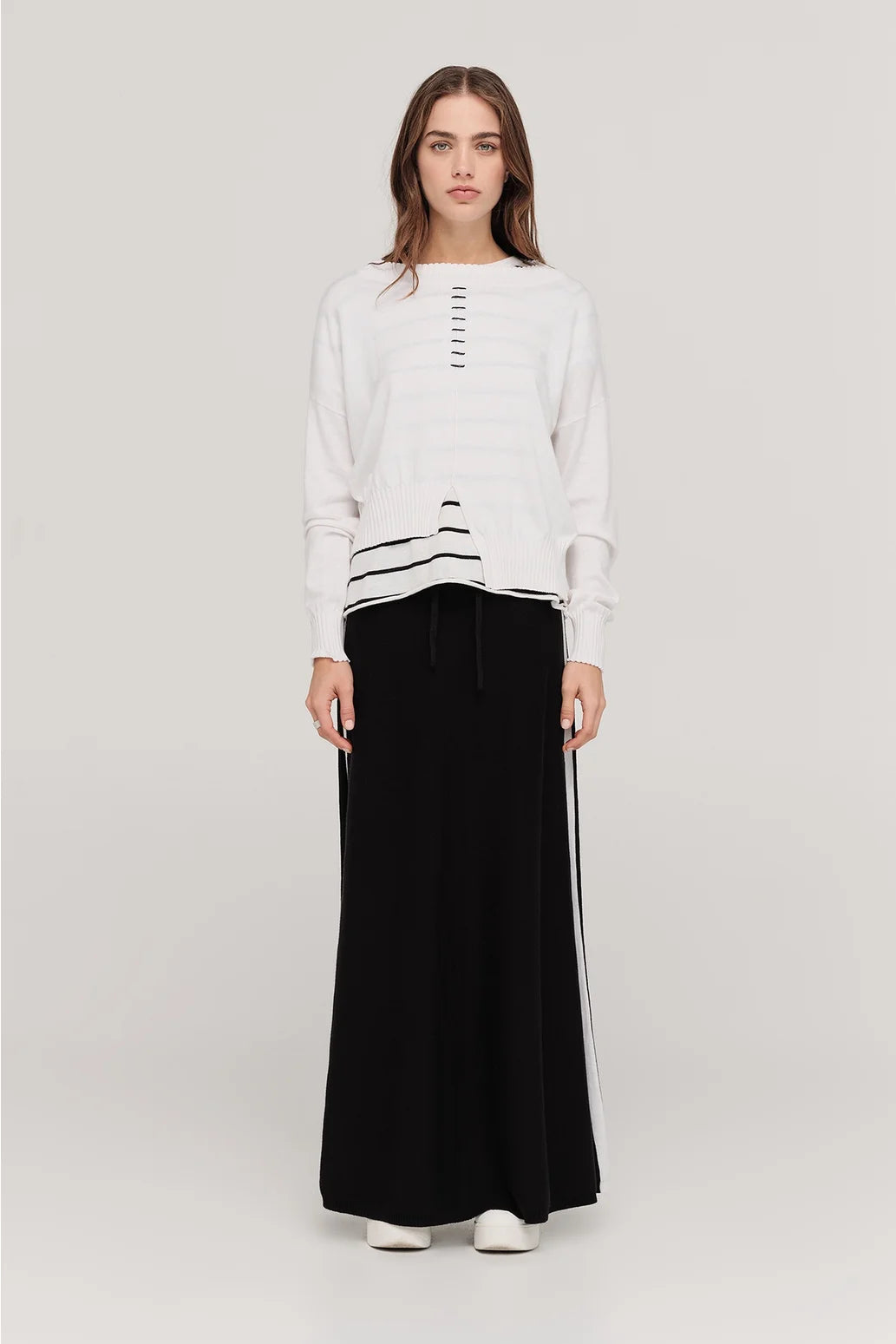 Complacent Skirt-Black/Ivory