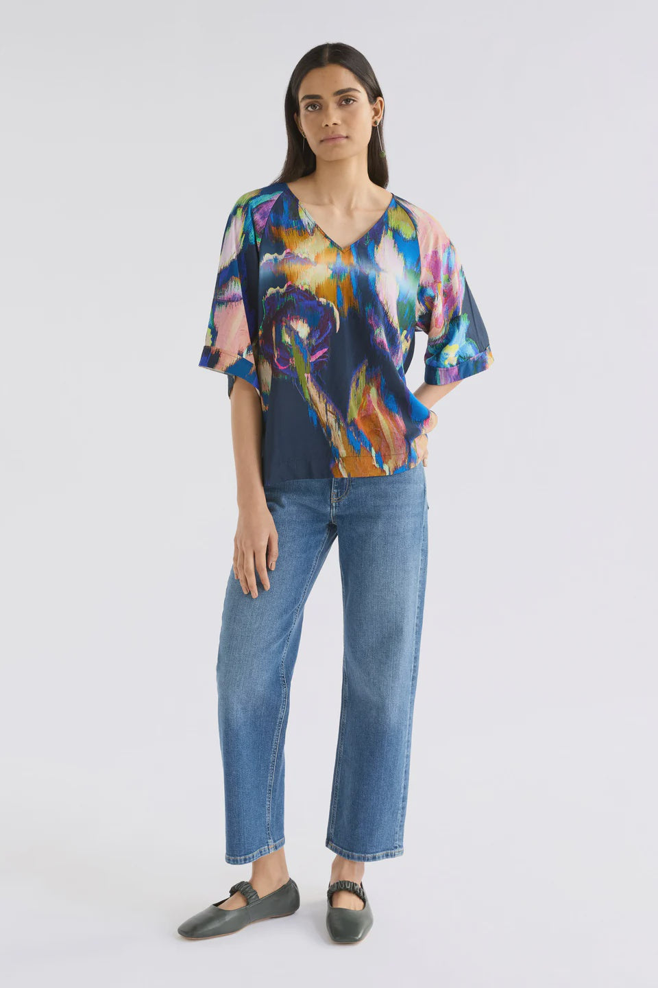 Moda V Neck Top / Vaara Print