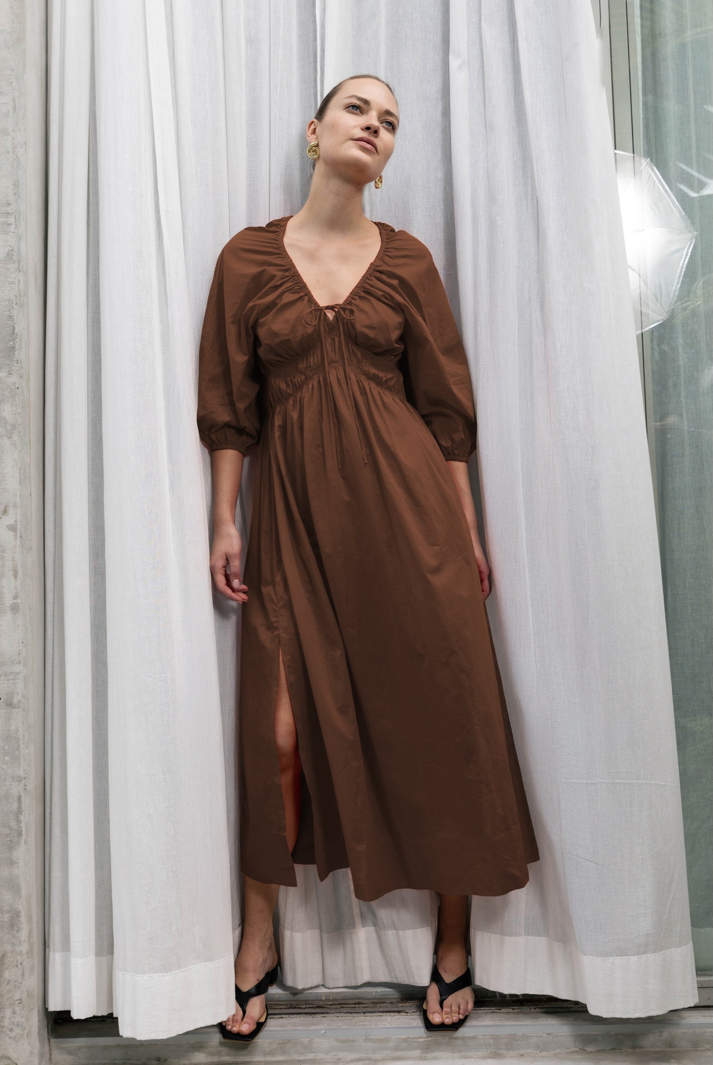Agnes Dress / Brandy Brown