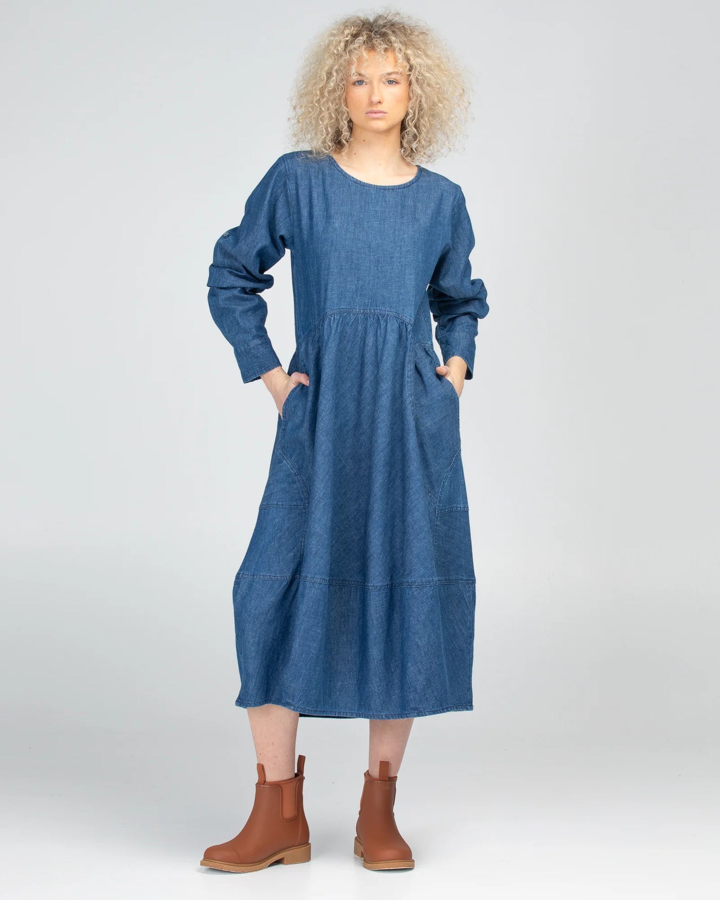 Guru Dress / Mid Wash Denim