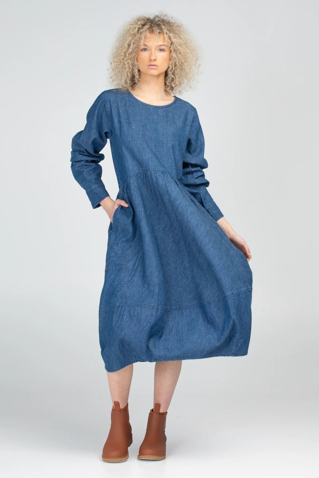 Guru Dress / Mid Wash Denim
