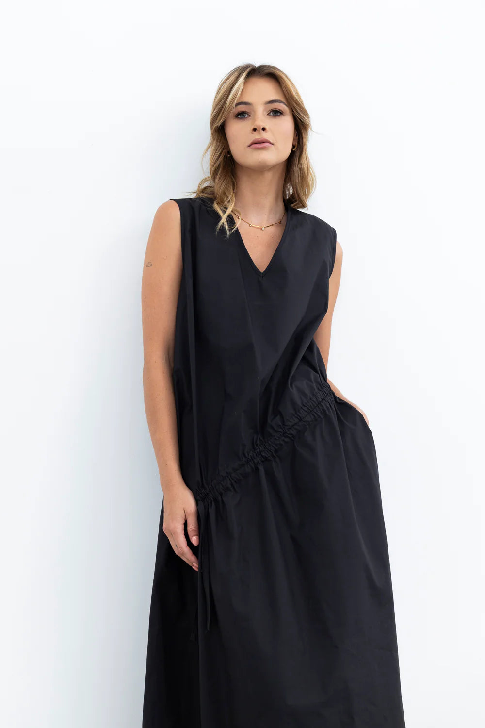 Cinematic Dress / Black
