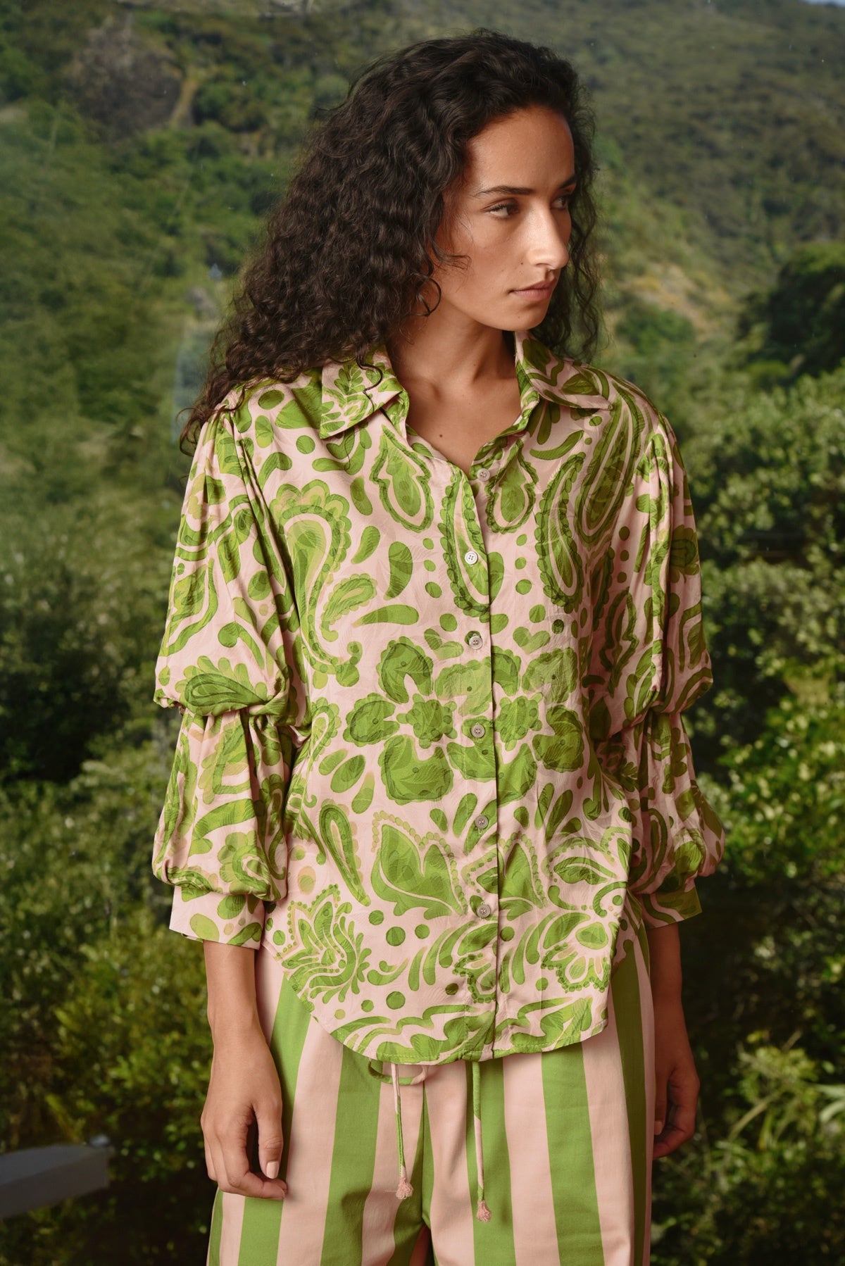 Pleat and Greet Top / Blush-Green Floral