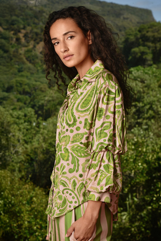 Pleat and Greet Top / Blush-Green Floral