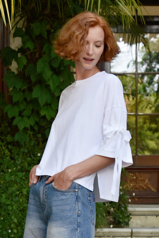 Tied Up All Day T-Shirt / White