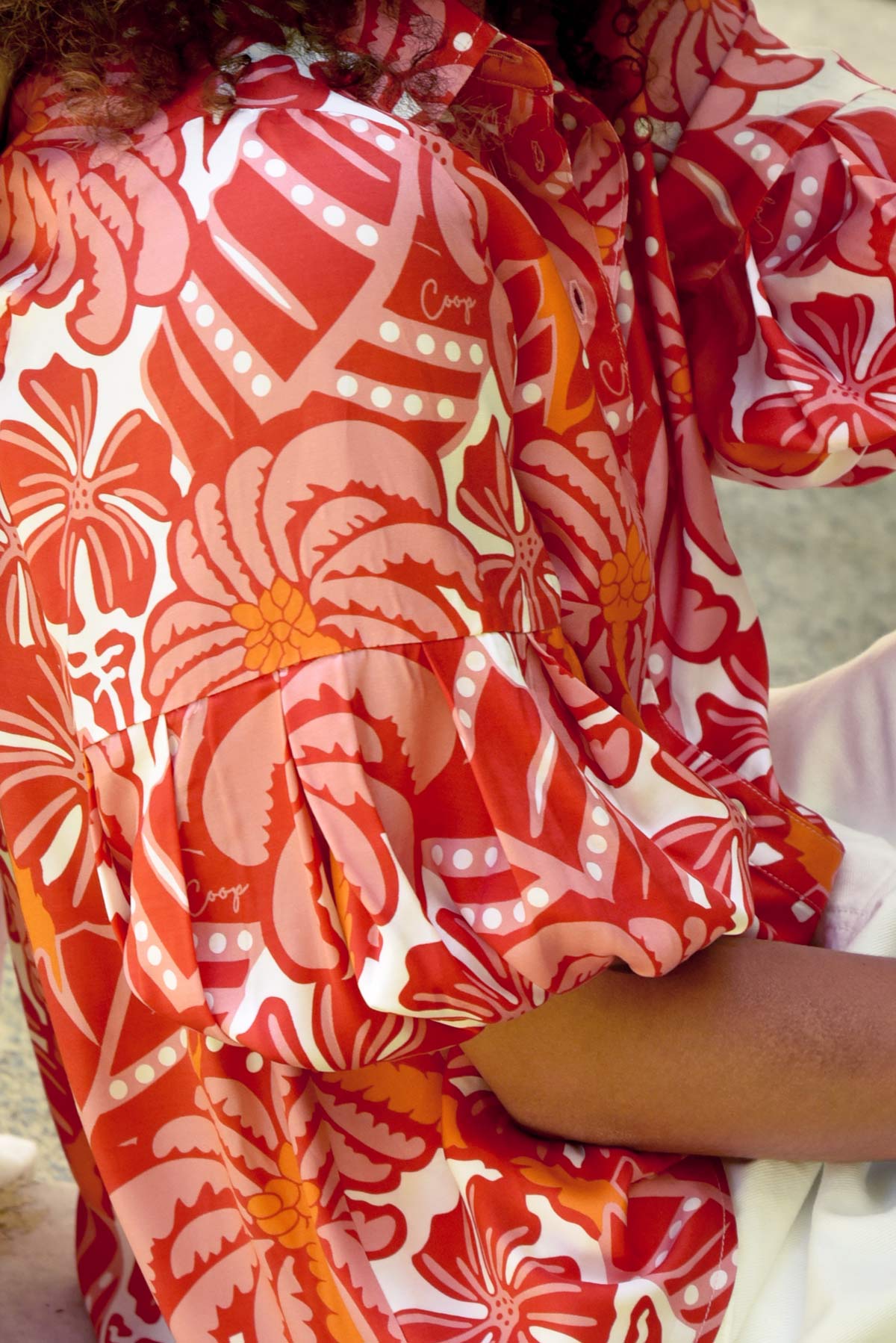 Palm Breeze Shirt / Red & Pink