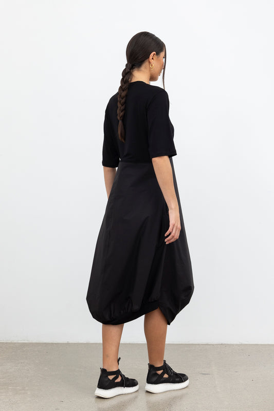 Dynamic Drape Dress / Black