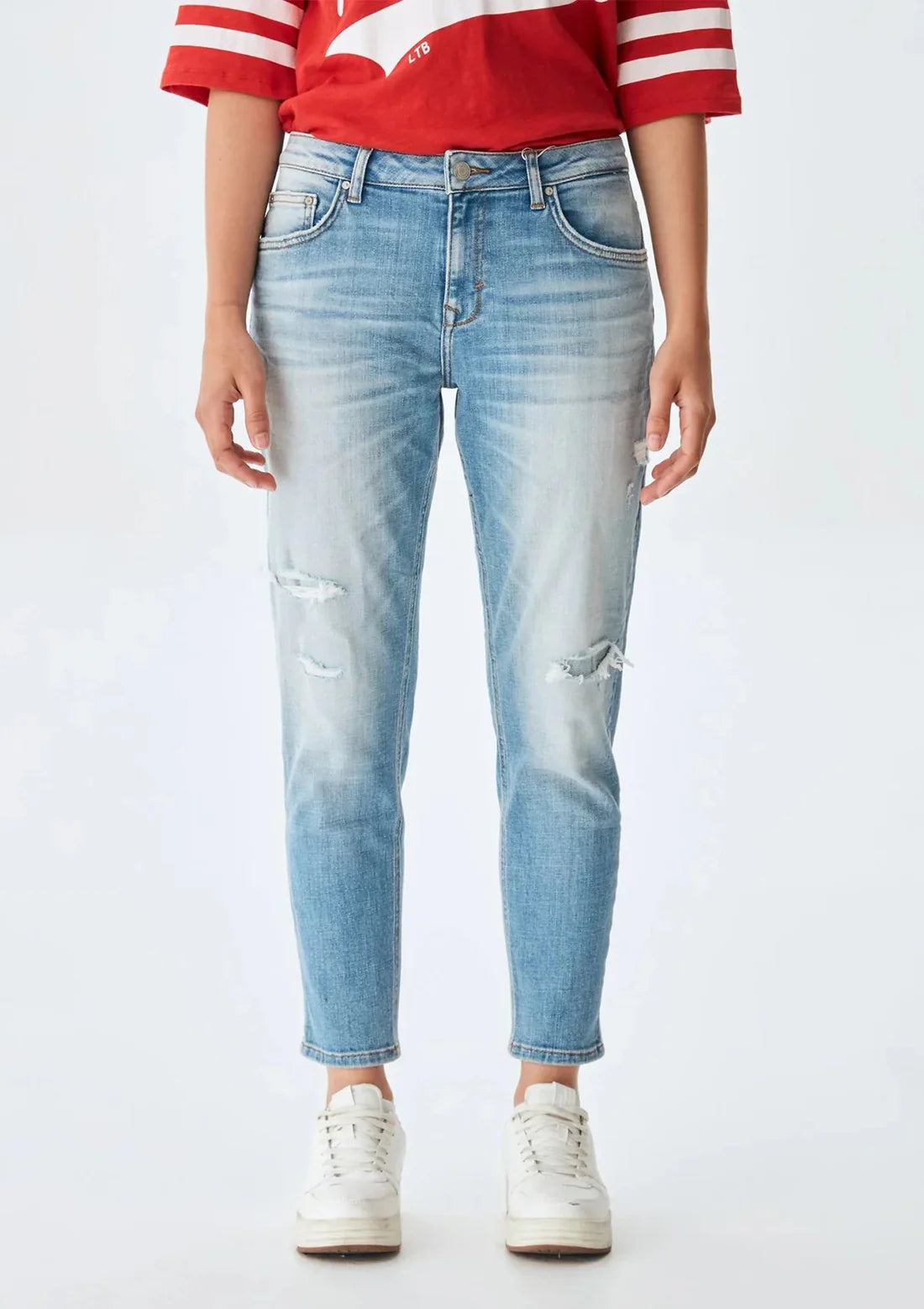 Eliana Varuna Wash Jeans