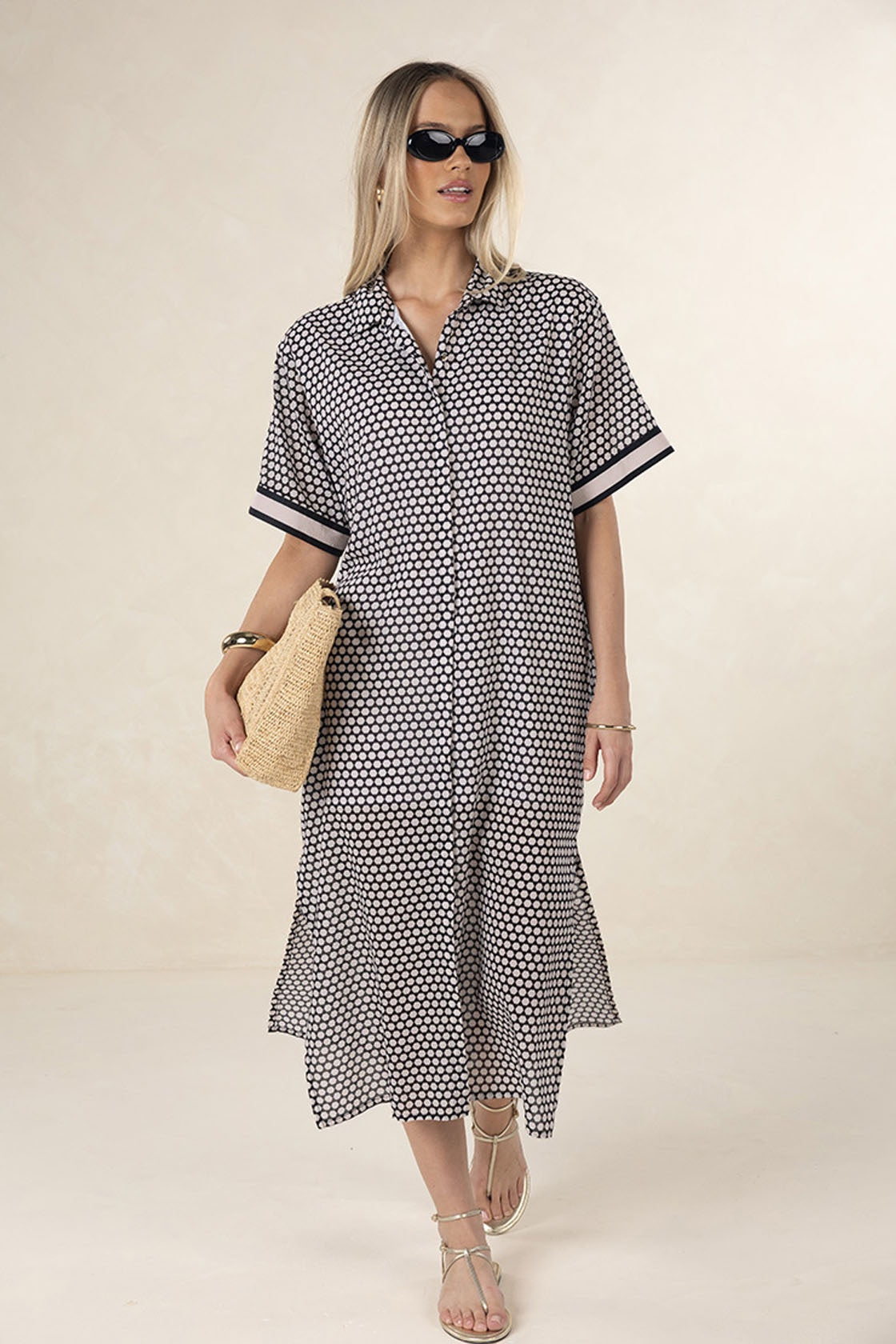 Hexi Shirt Dress / Black-Crea