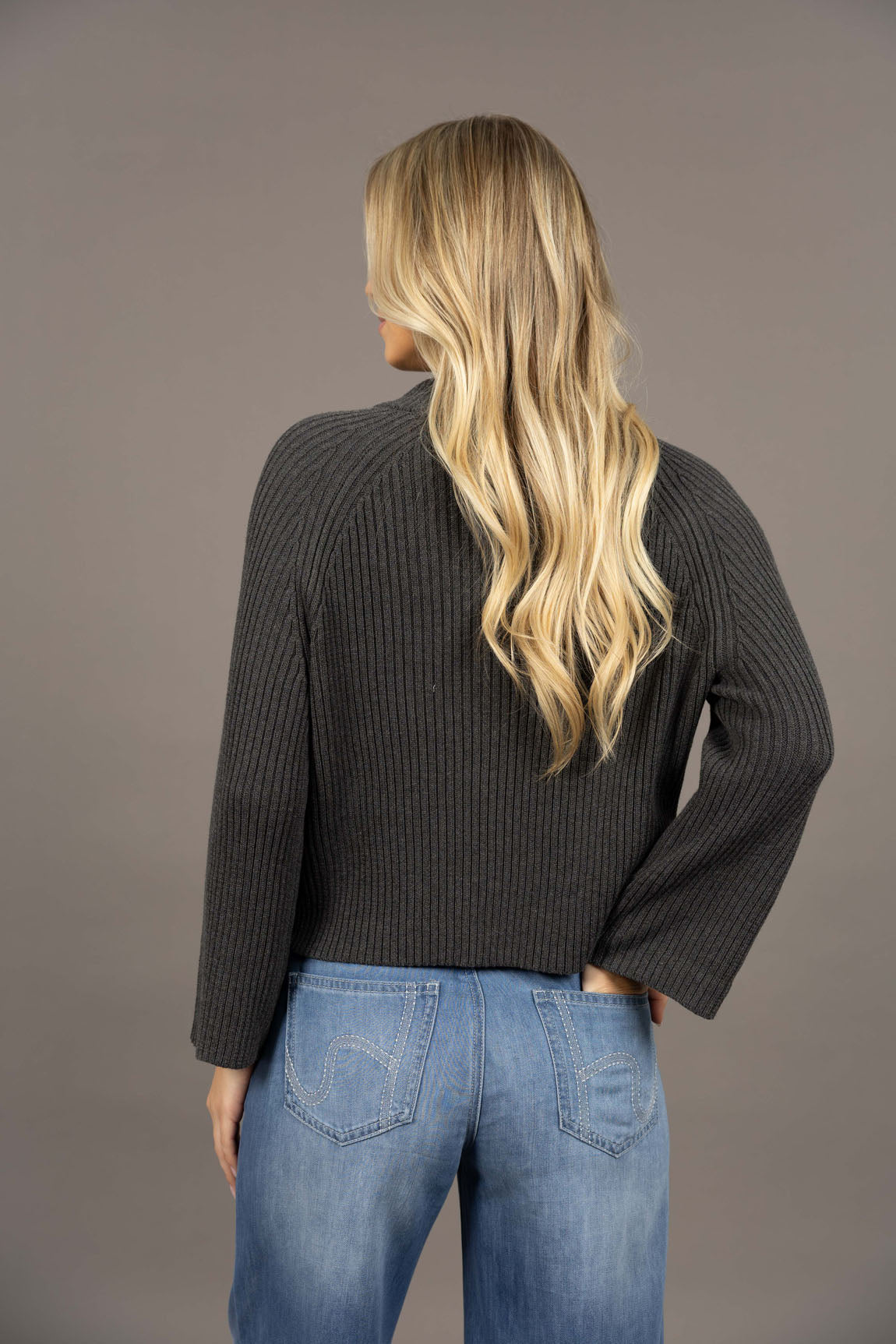 Anchor Sweater / Charcoal