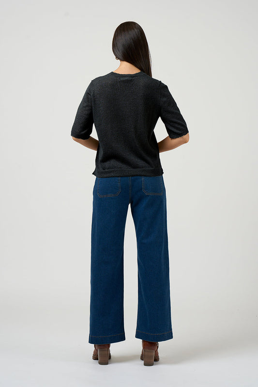 Lumira Tee / Liquorice