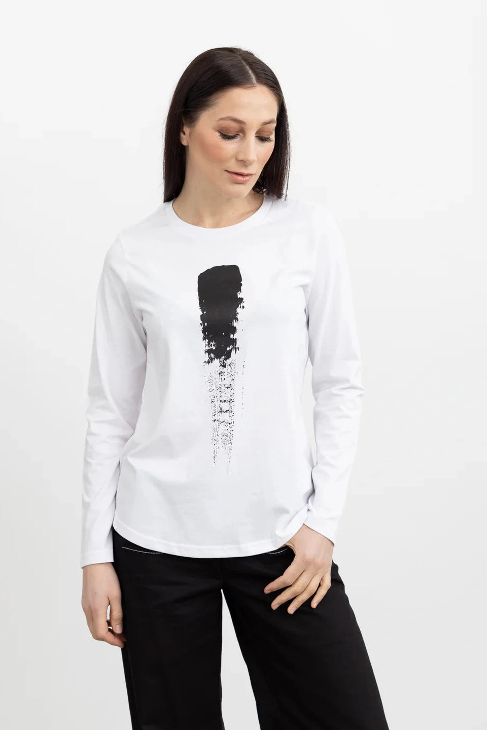 Brush stroke tee LS/White & Black