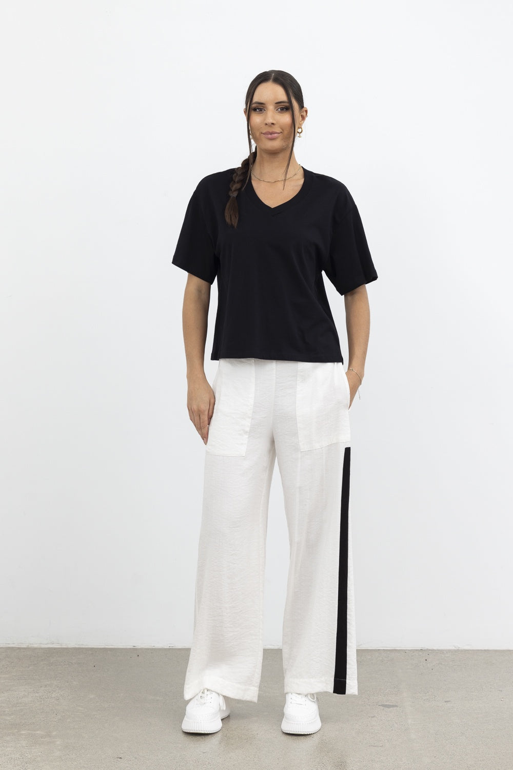 Motion Moods V Tee / Black