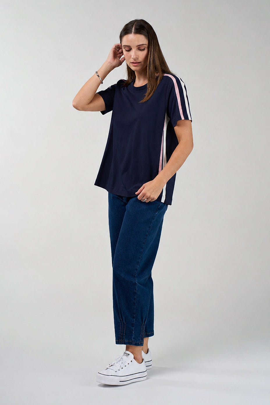 Contour Tee / Navy-White