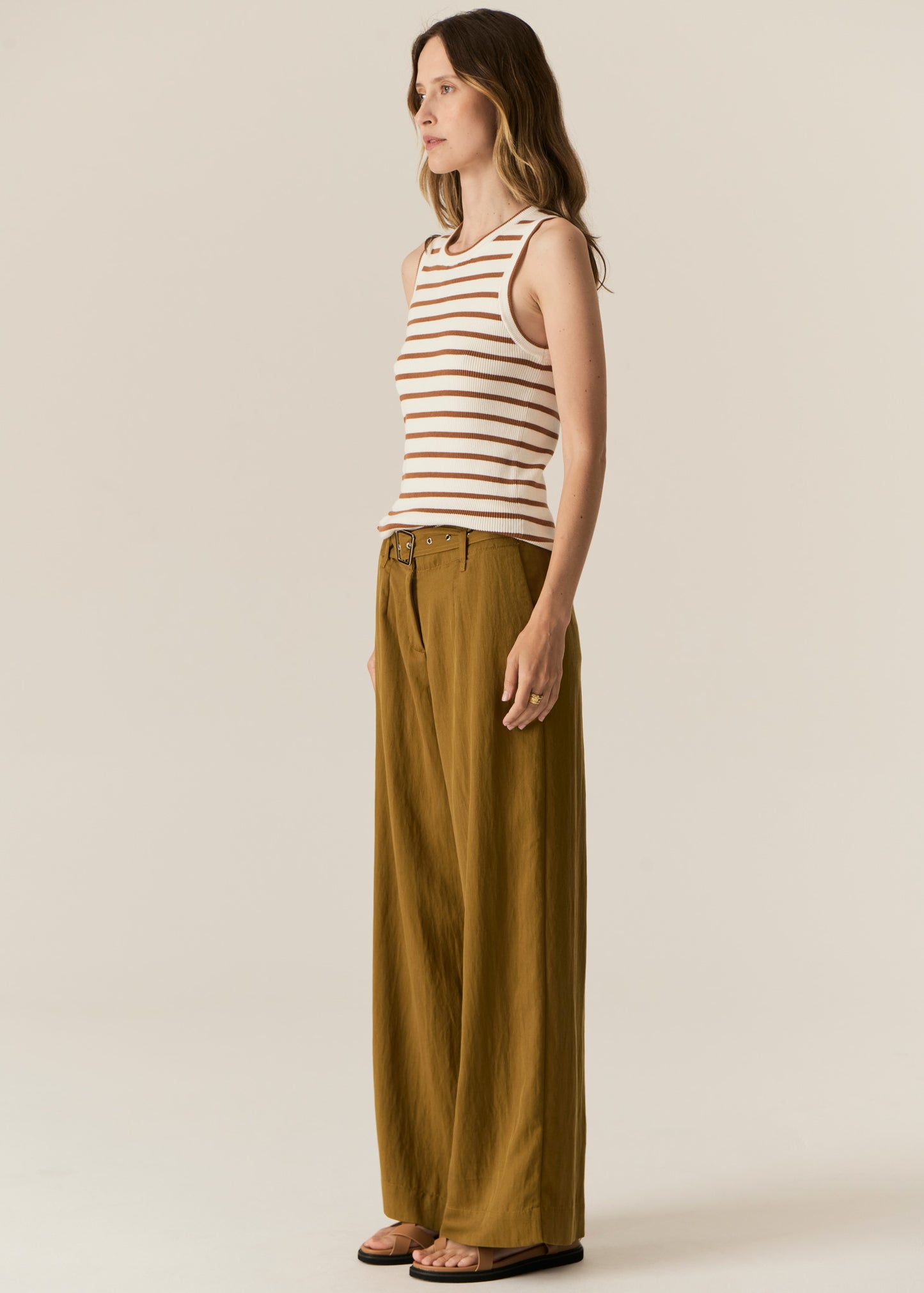 Luca Tank / White-Camel