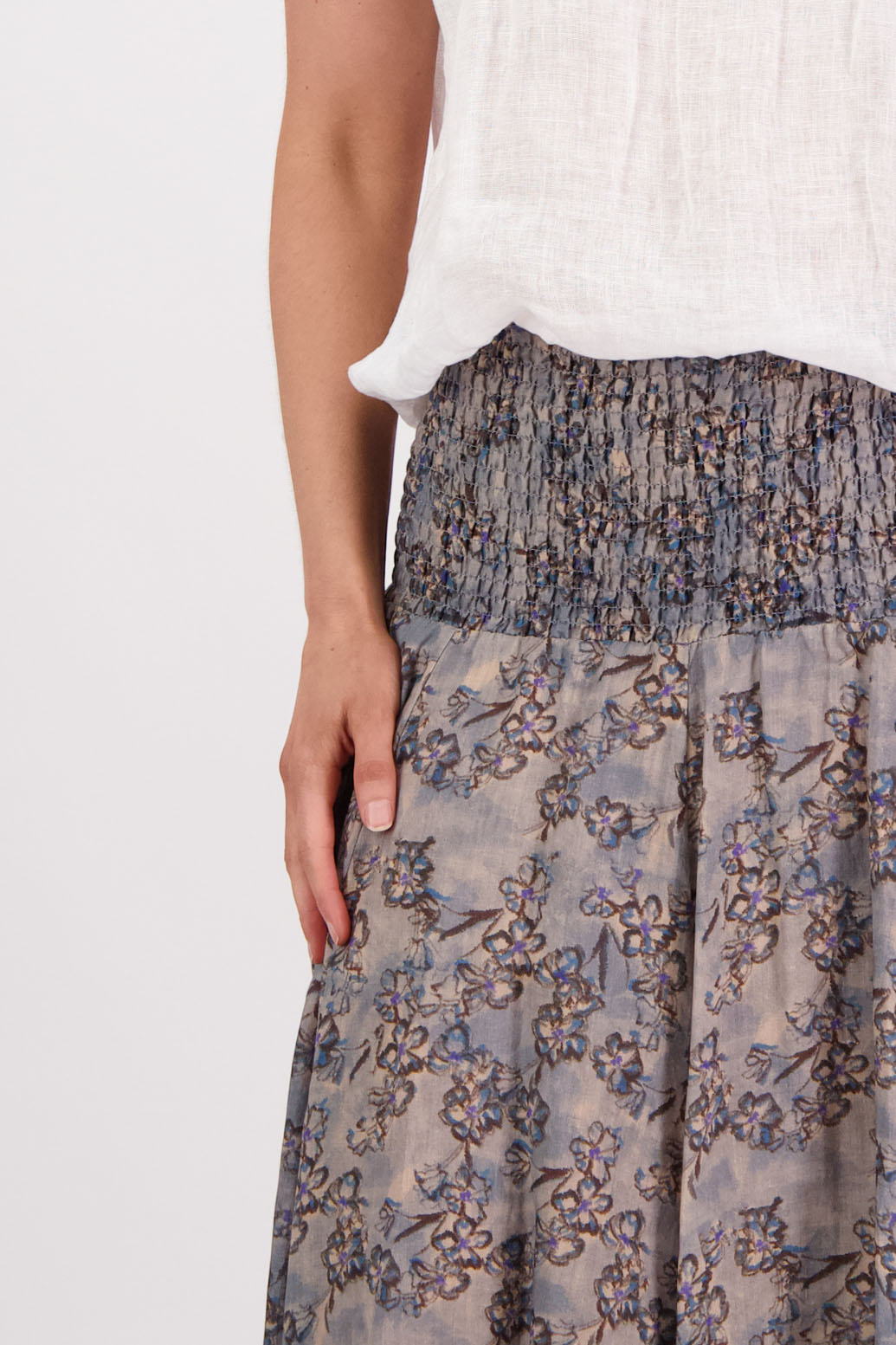 Pandora Skirt / Denim Daisy