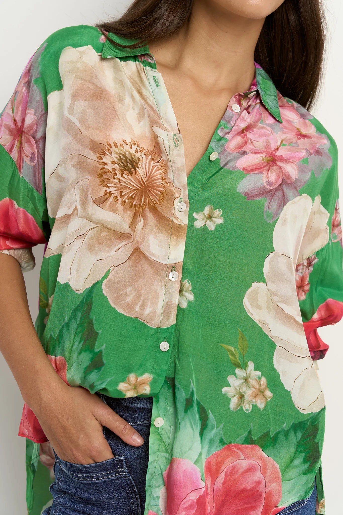 Swipe Oversized Event Shirt / Apple Floral