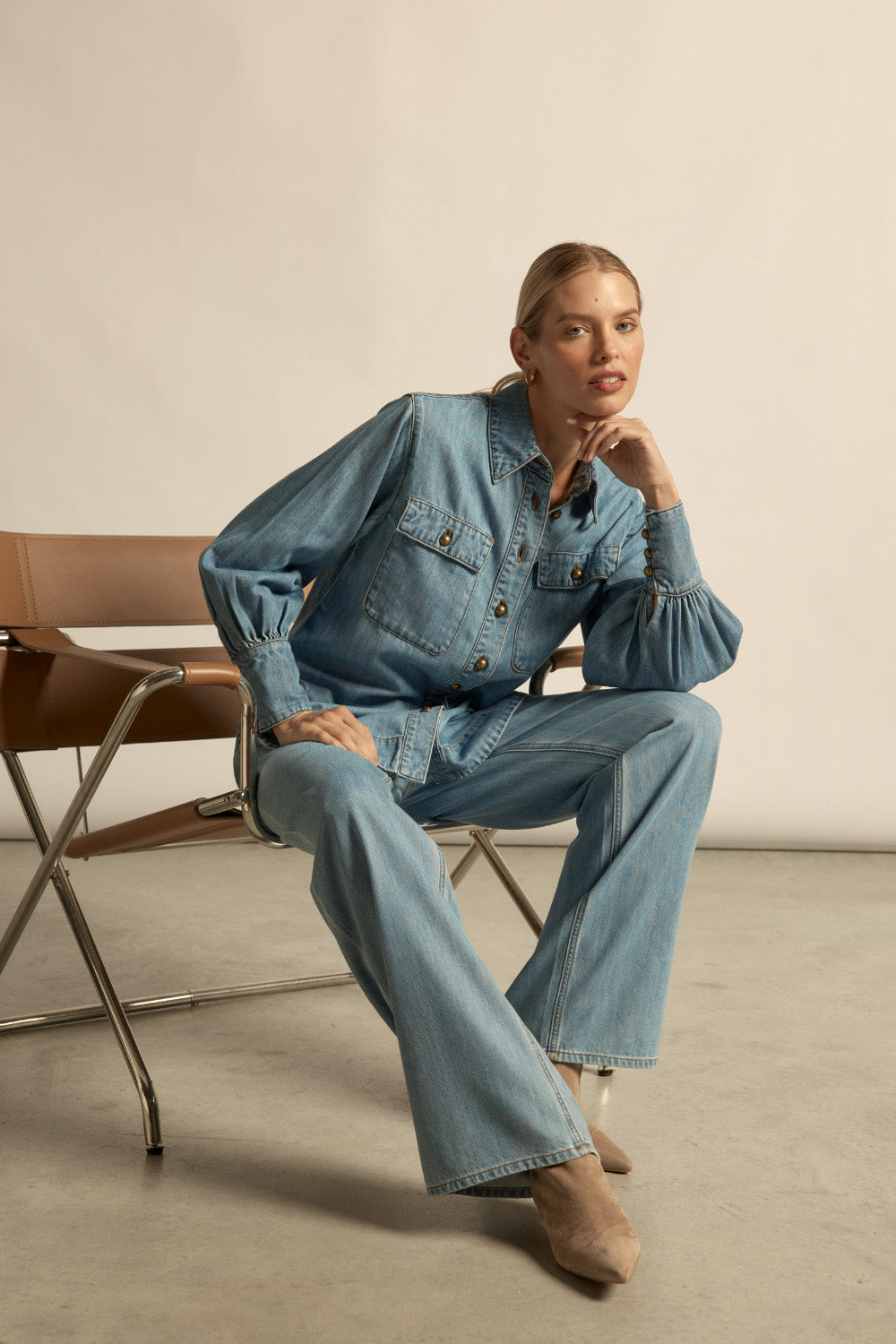 Crest Top / Light Washed Denim