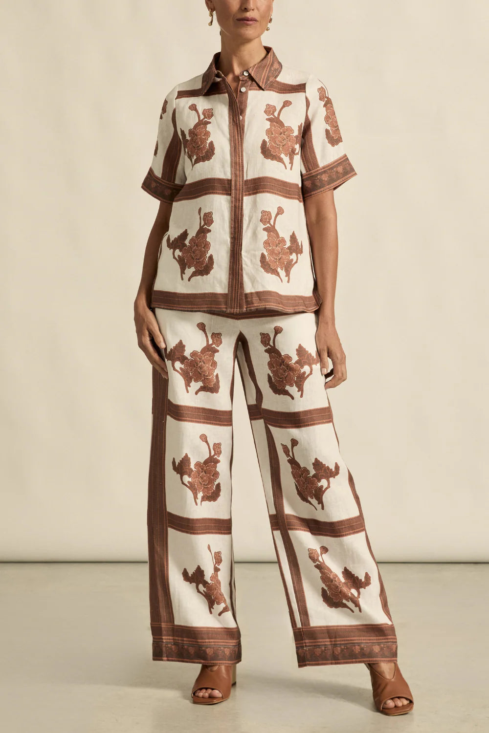 Gesture Pant / Coffee Collage