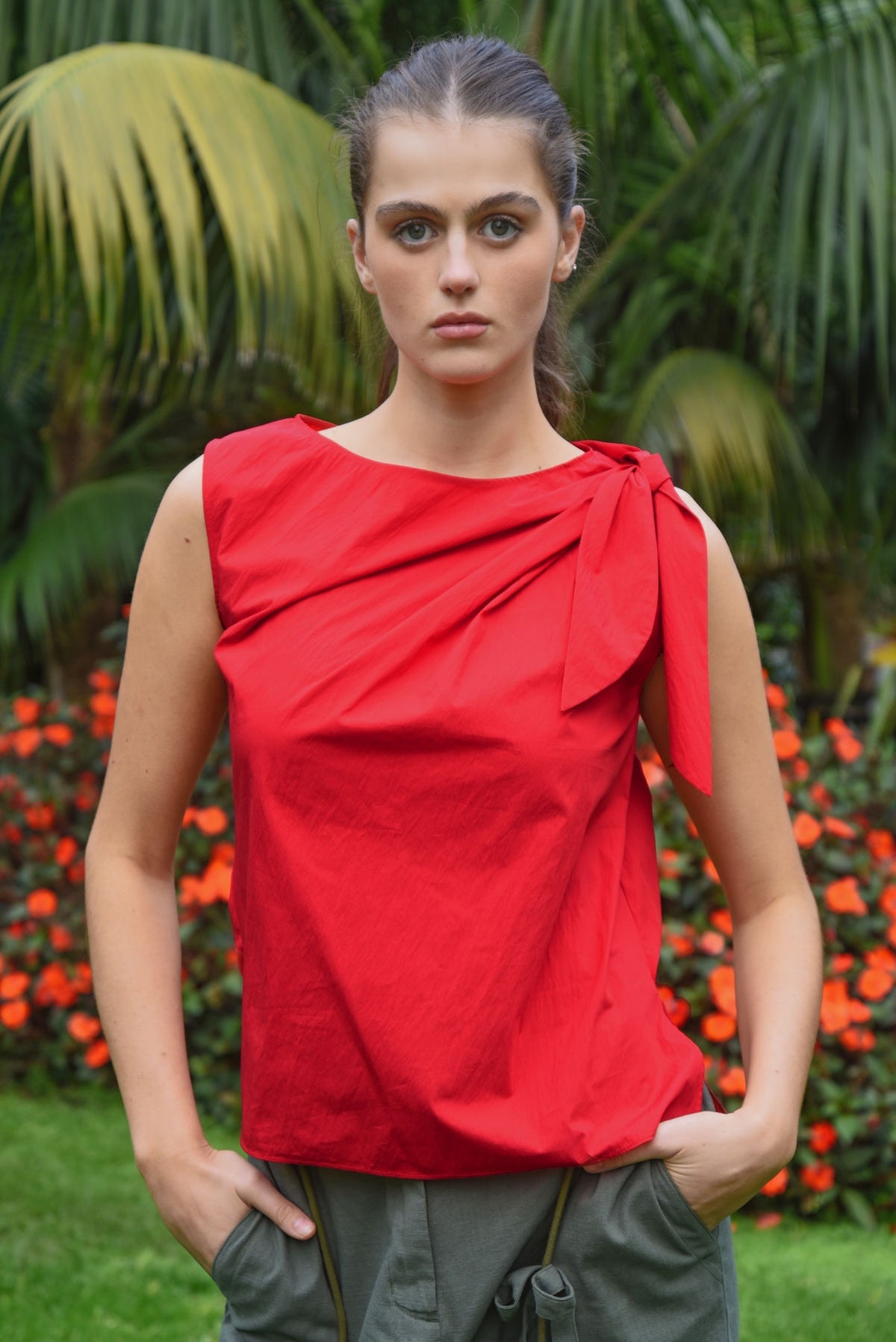 Top Knot Top / Red