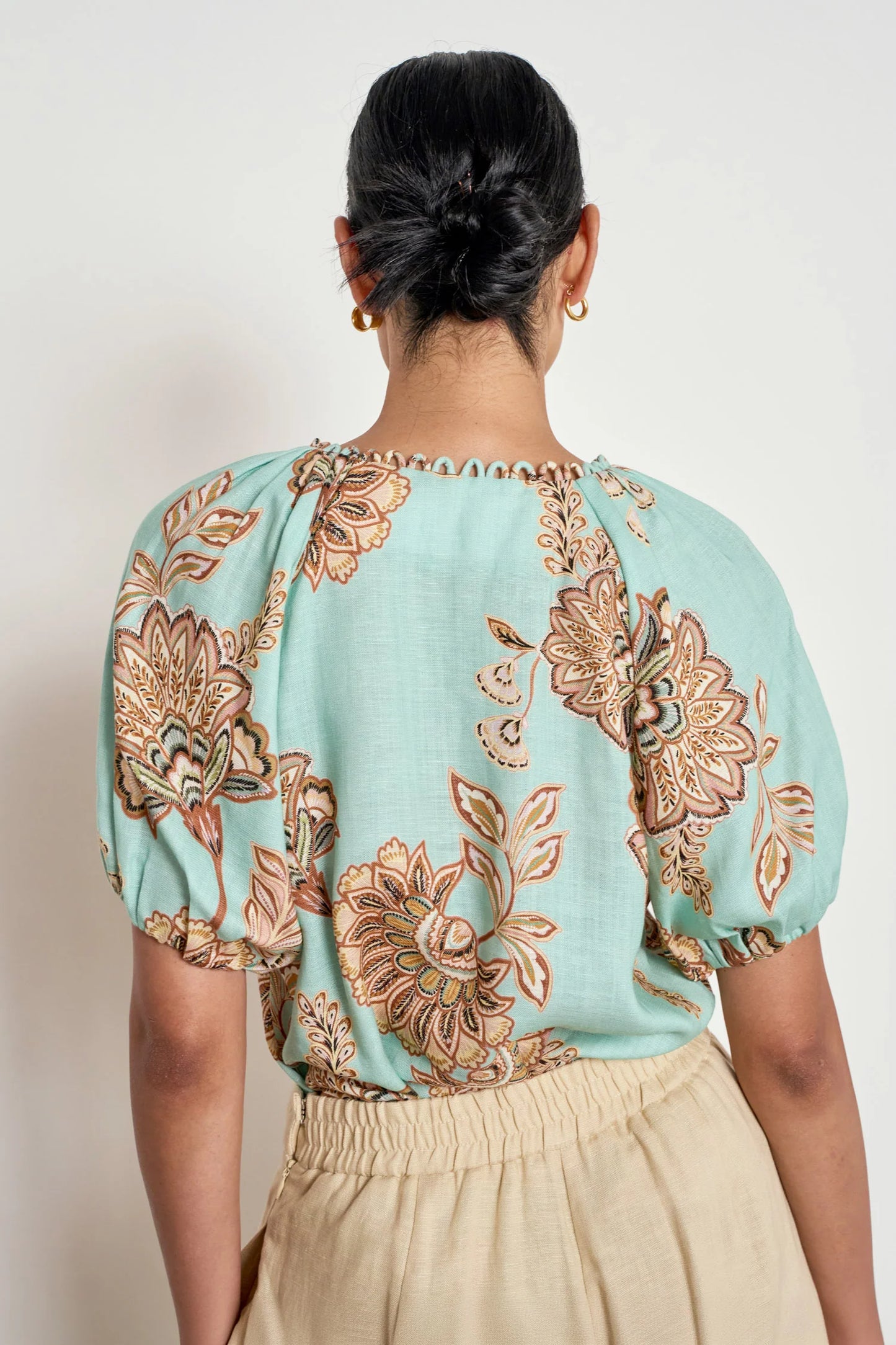 Perceive Top / Mint Kgari