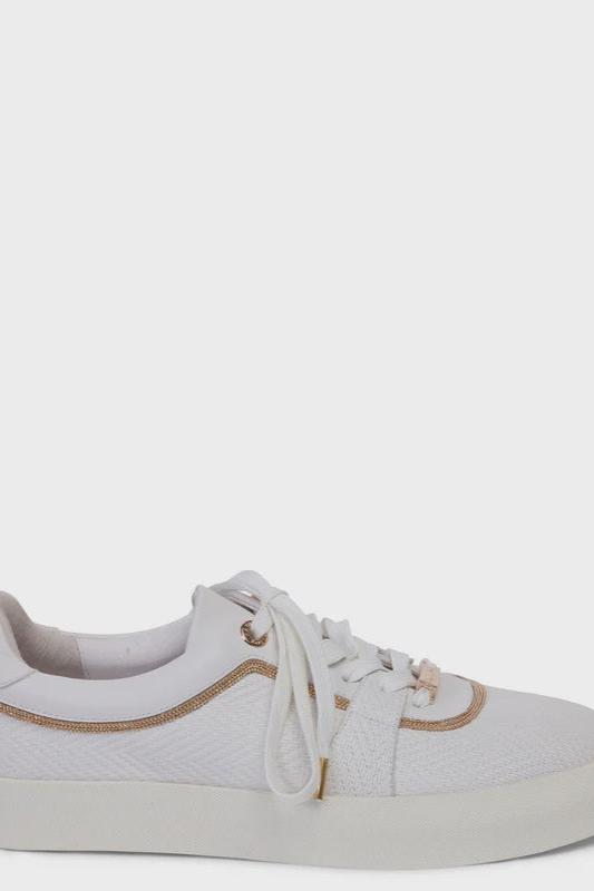 Amanza Trainer/White Embossed Calf