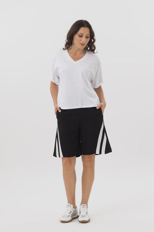 Live in Black Short / Black