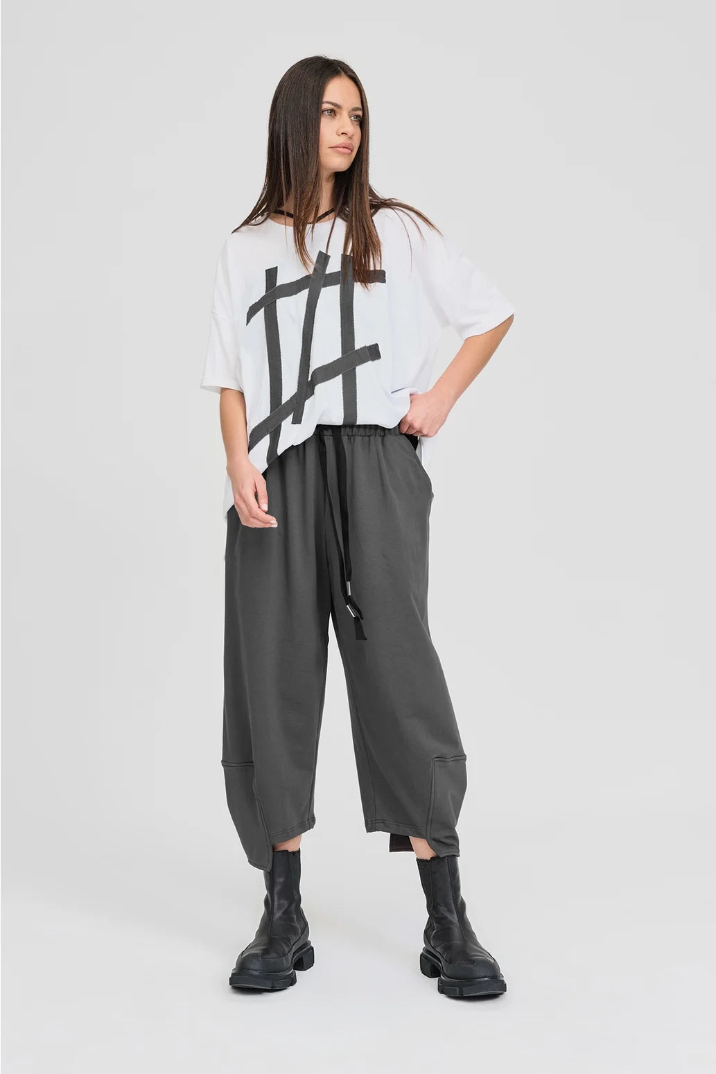 Between Module Tee / Ivory-Pewter