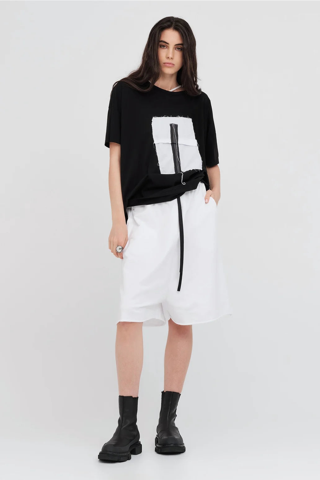 Sector Module Tee / Black-Ivory