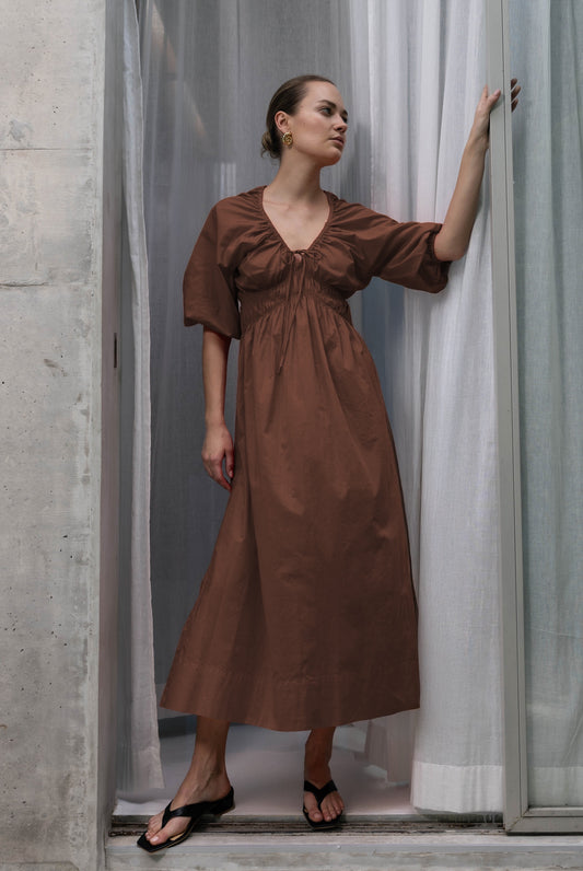 Agnes Dress / Brandy Brown