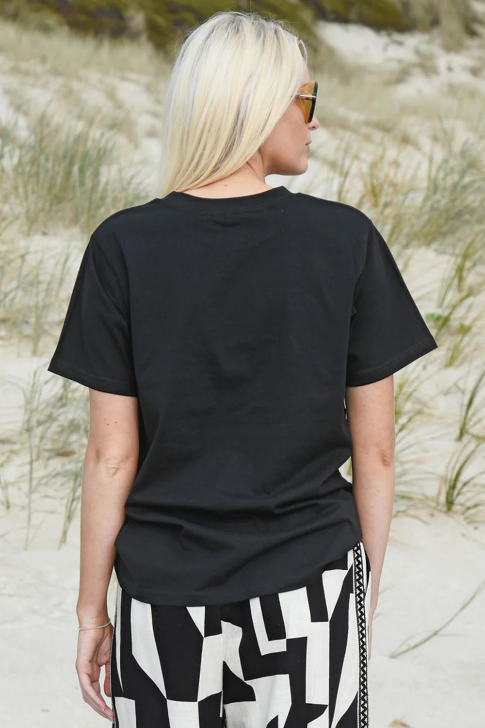 End Name T-Shirt / Black