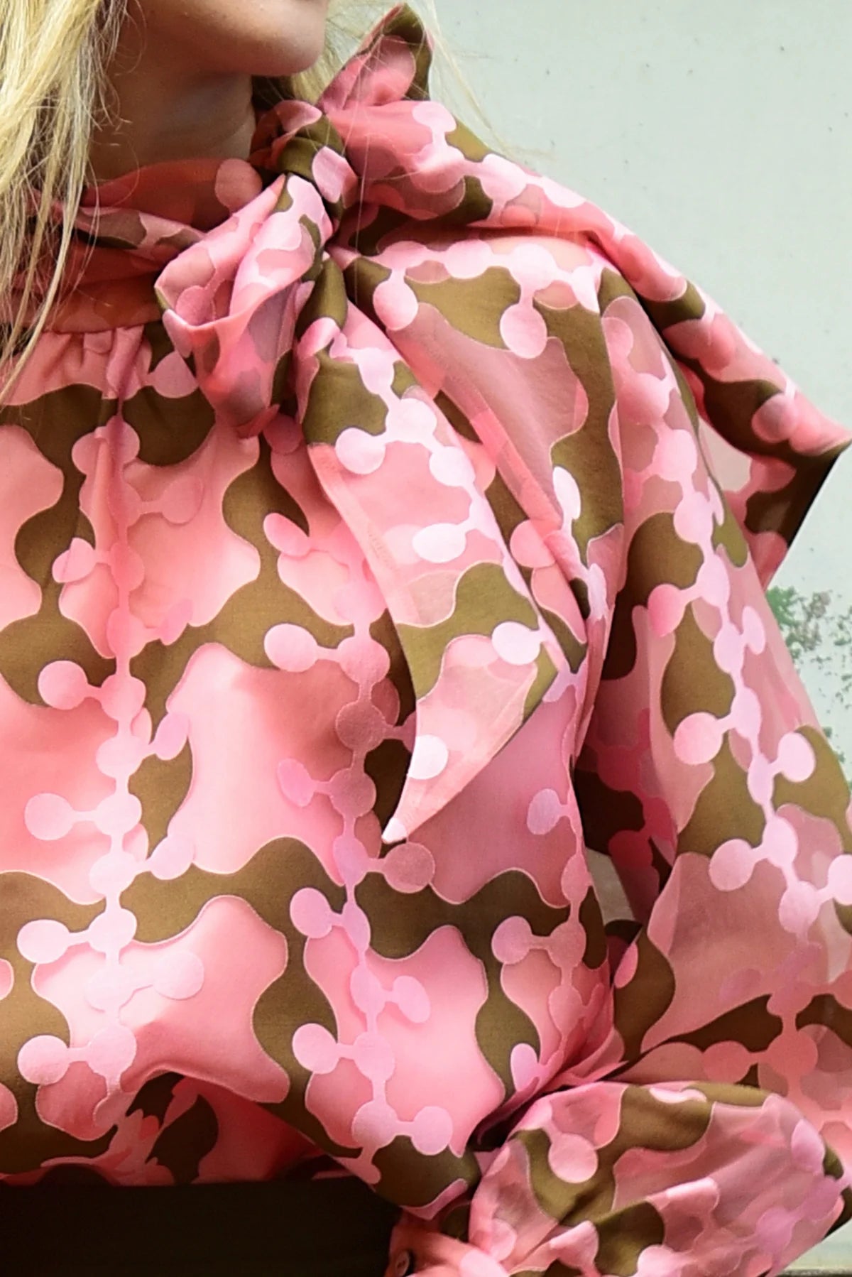 Just Bow With It Blouse / Pink
