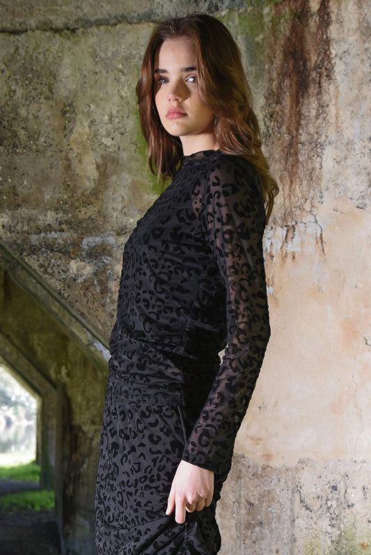 Spotted In The Wild Top / Black