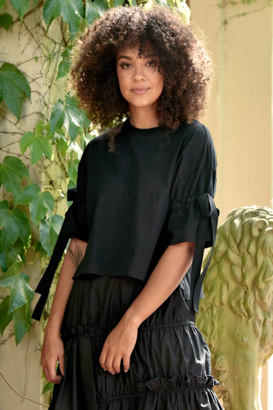 Tied up All Day Tee / Black