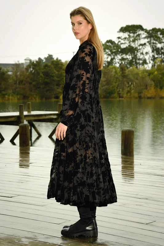 Never Say Tie Dress / Black