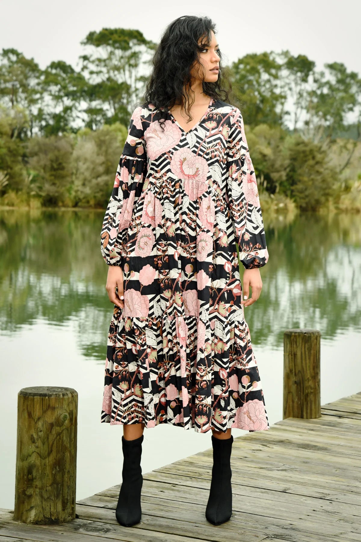 Swept Away Dress / Floral Line