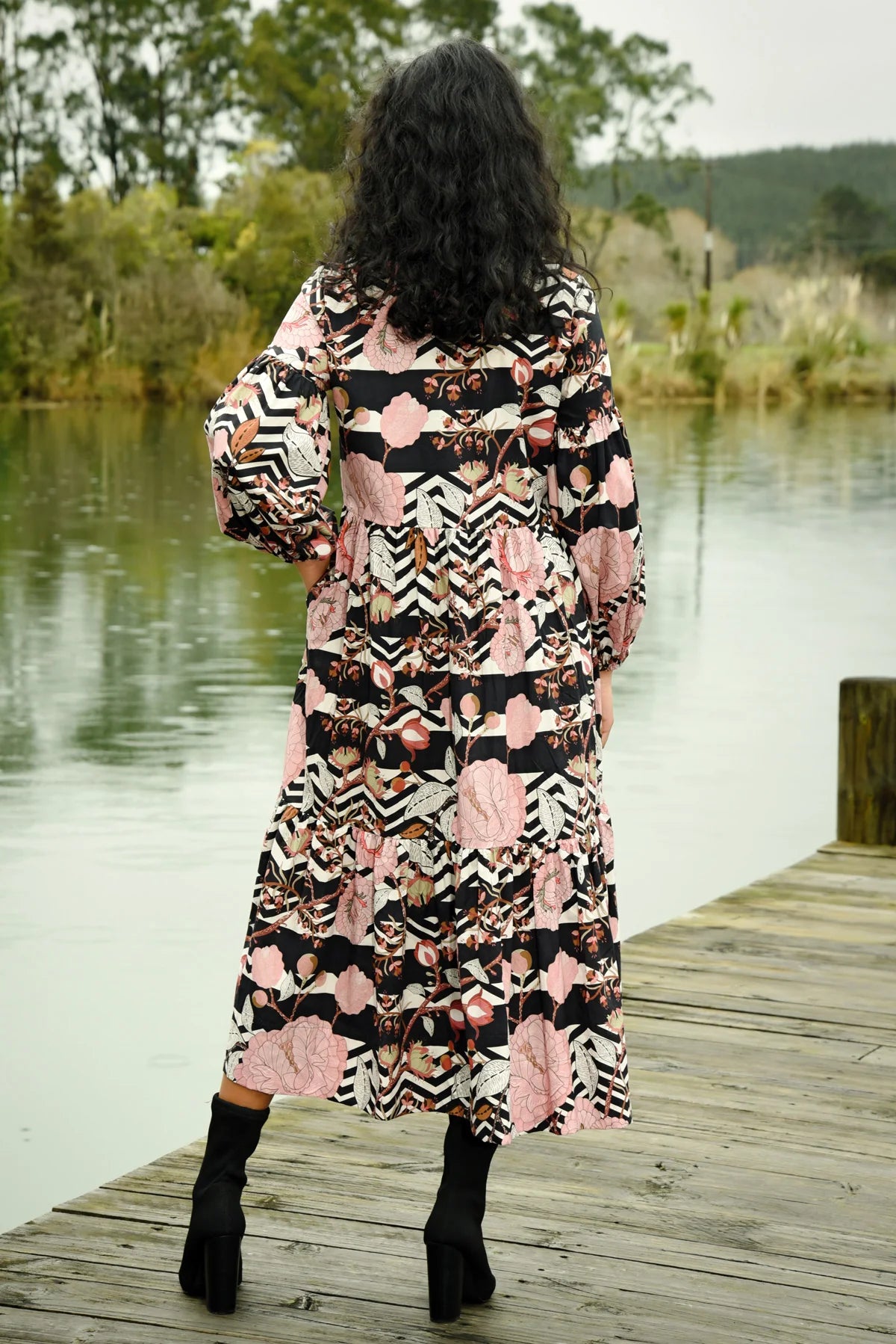 Swept Away Dress / Floral Line