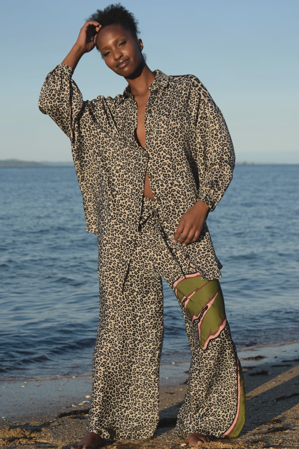 Anything But Ordinary Shirt / Leopard Palm