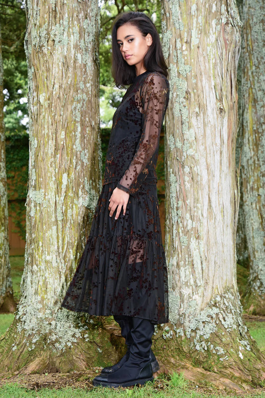 Skirty Girl / Black Mesh