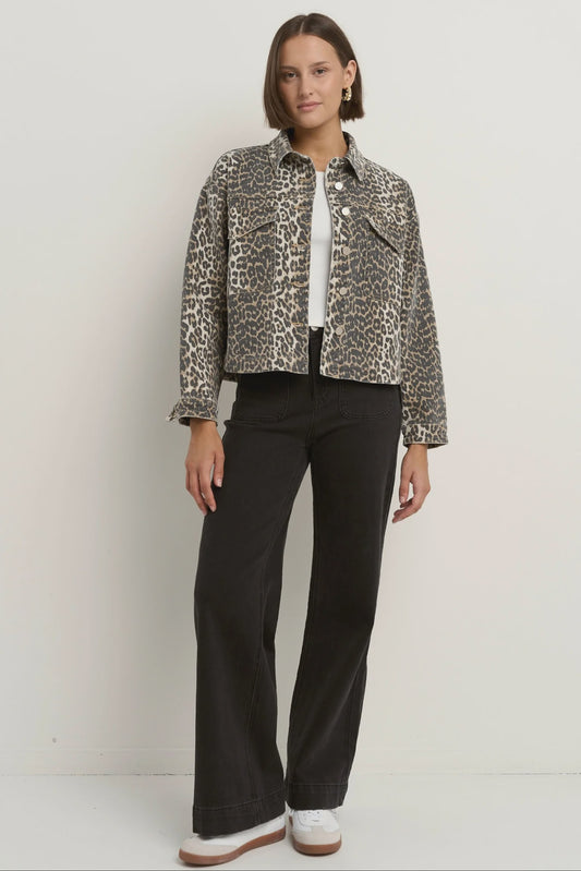 Echo Patch Pocket Denim Jacket / Leopard Print