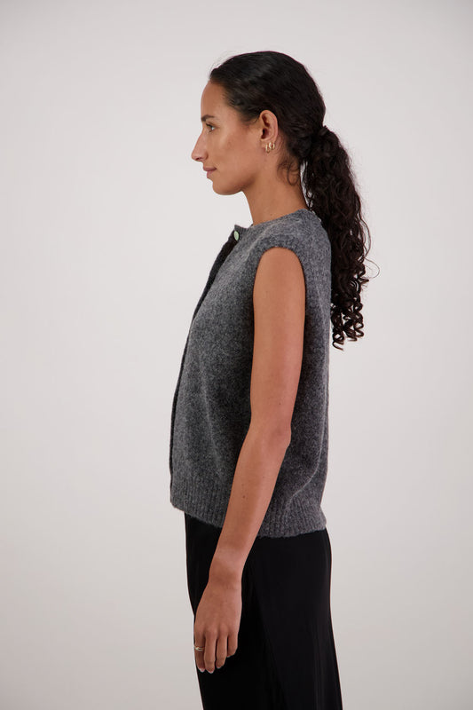 Frankie Vest / Charcoal