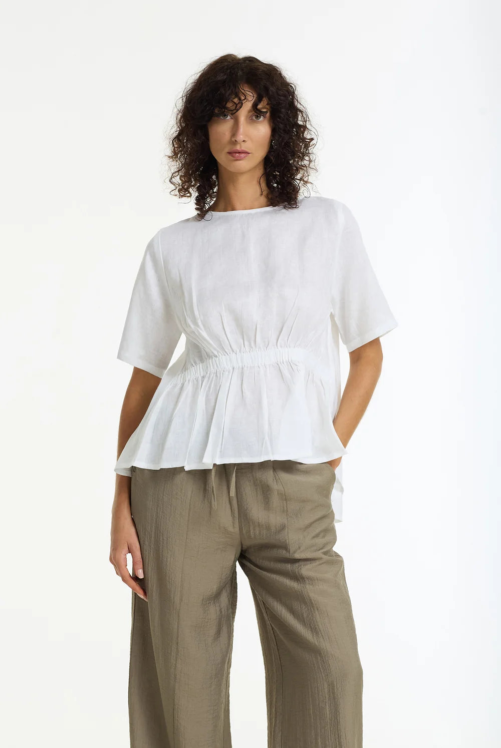 Gentle Blossom Top / White