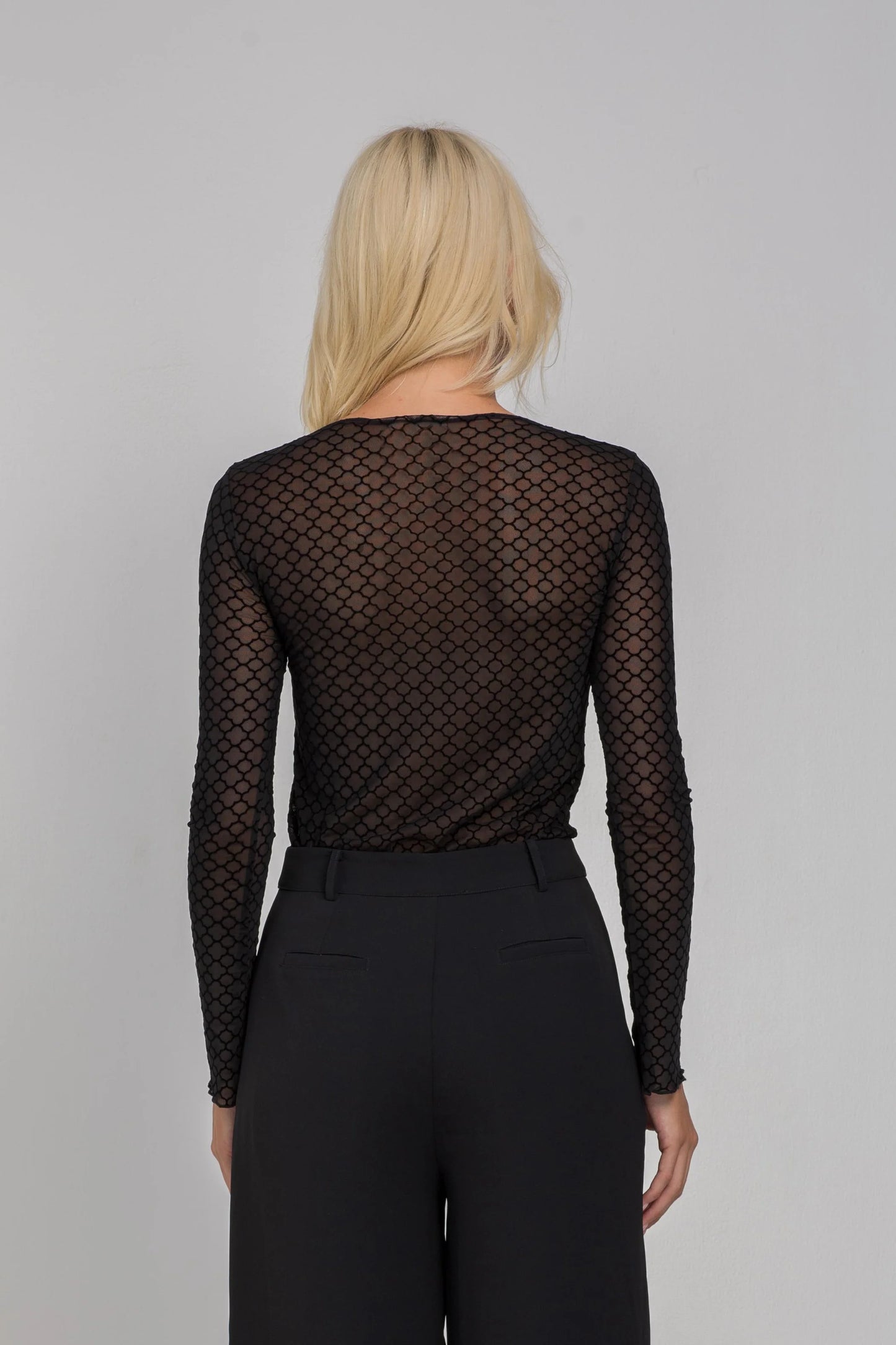 Gigi Top / Black Quatrefoil