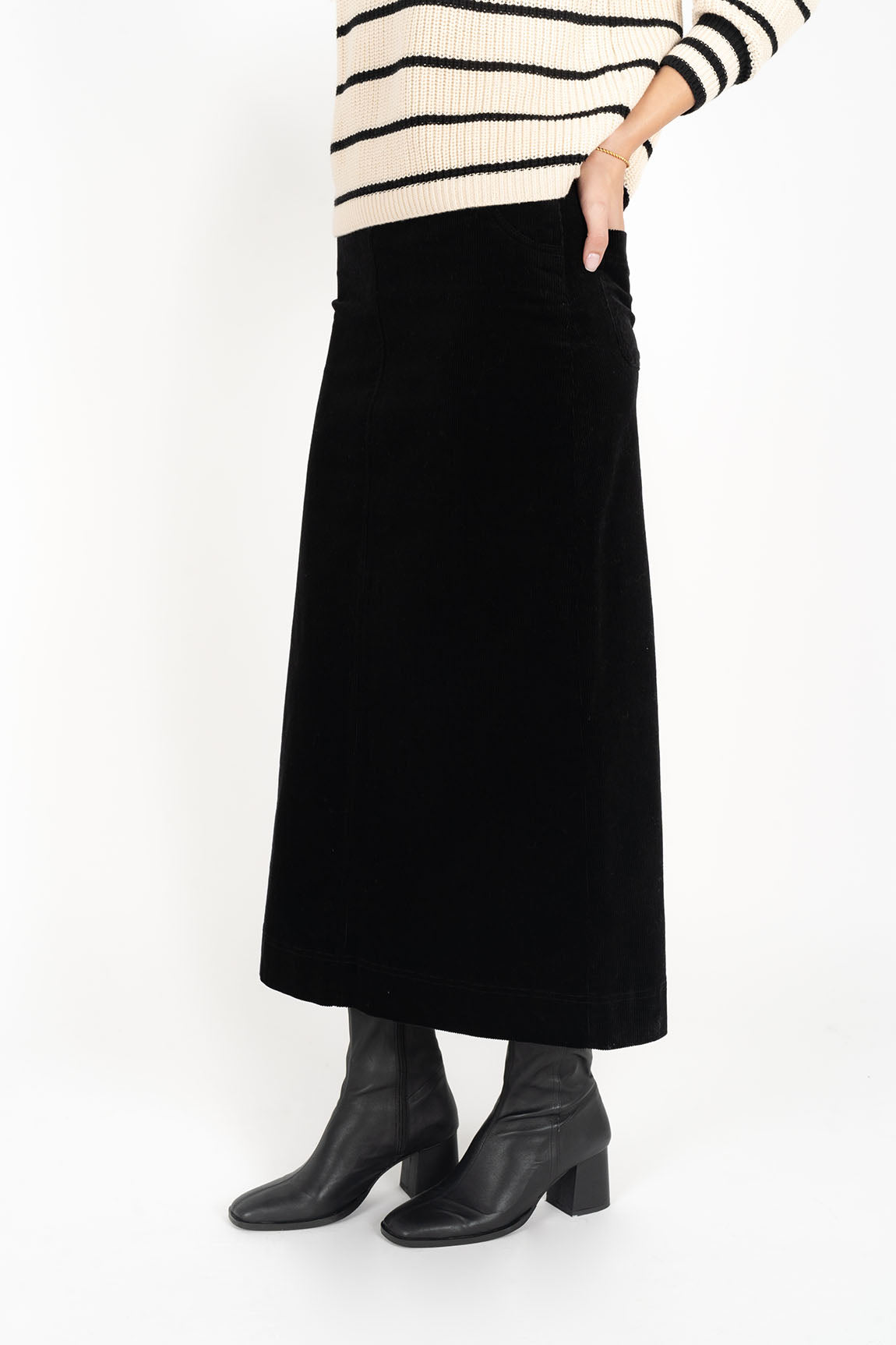 Billie Cord Skirt / Midnight