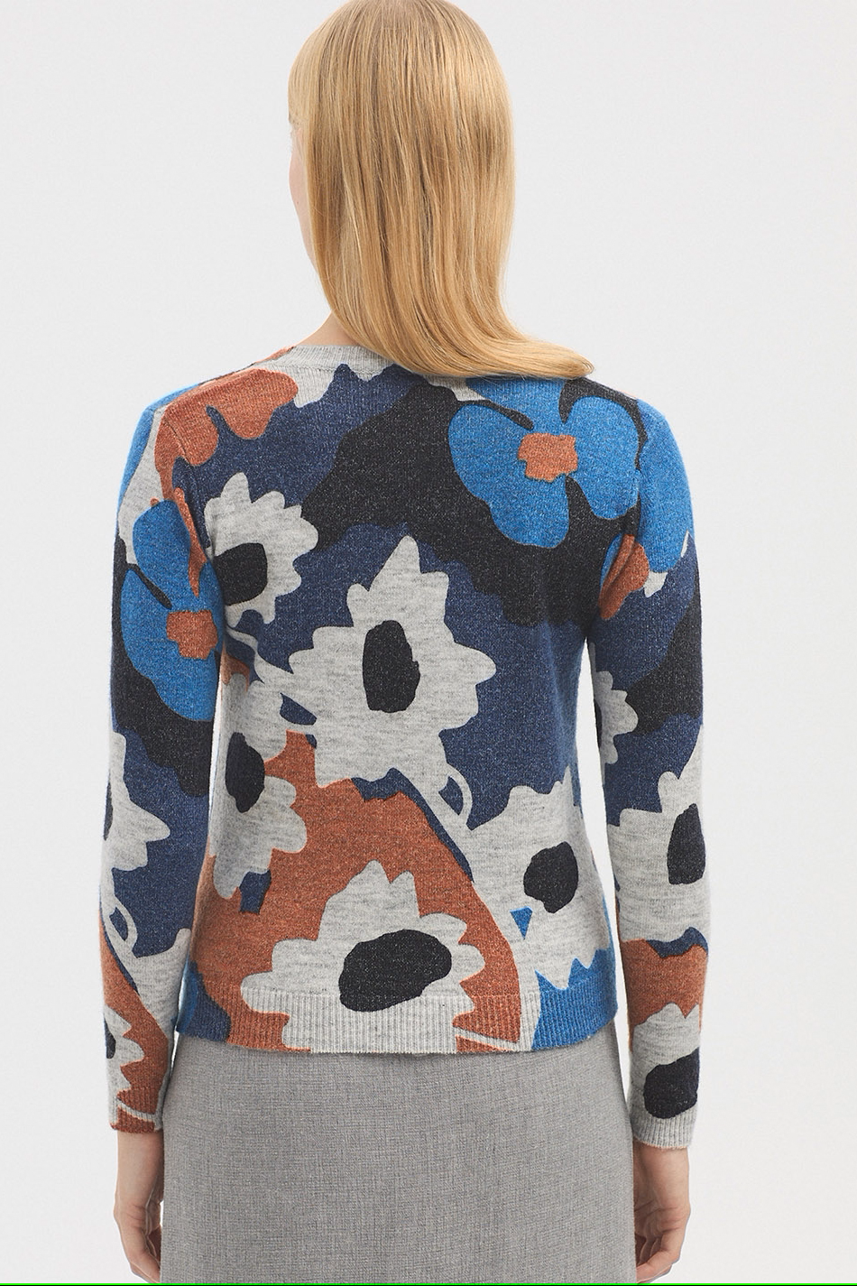 059 Sweater / Navy Printed City Flower