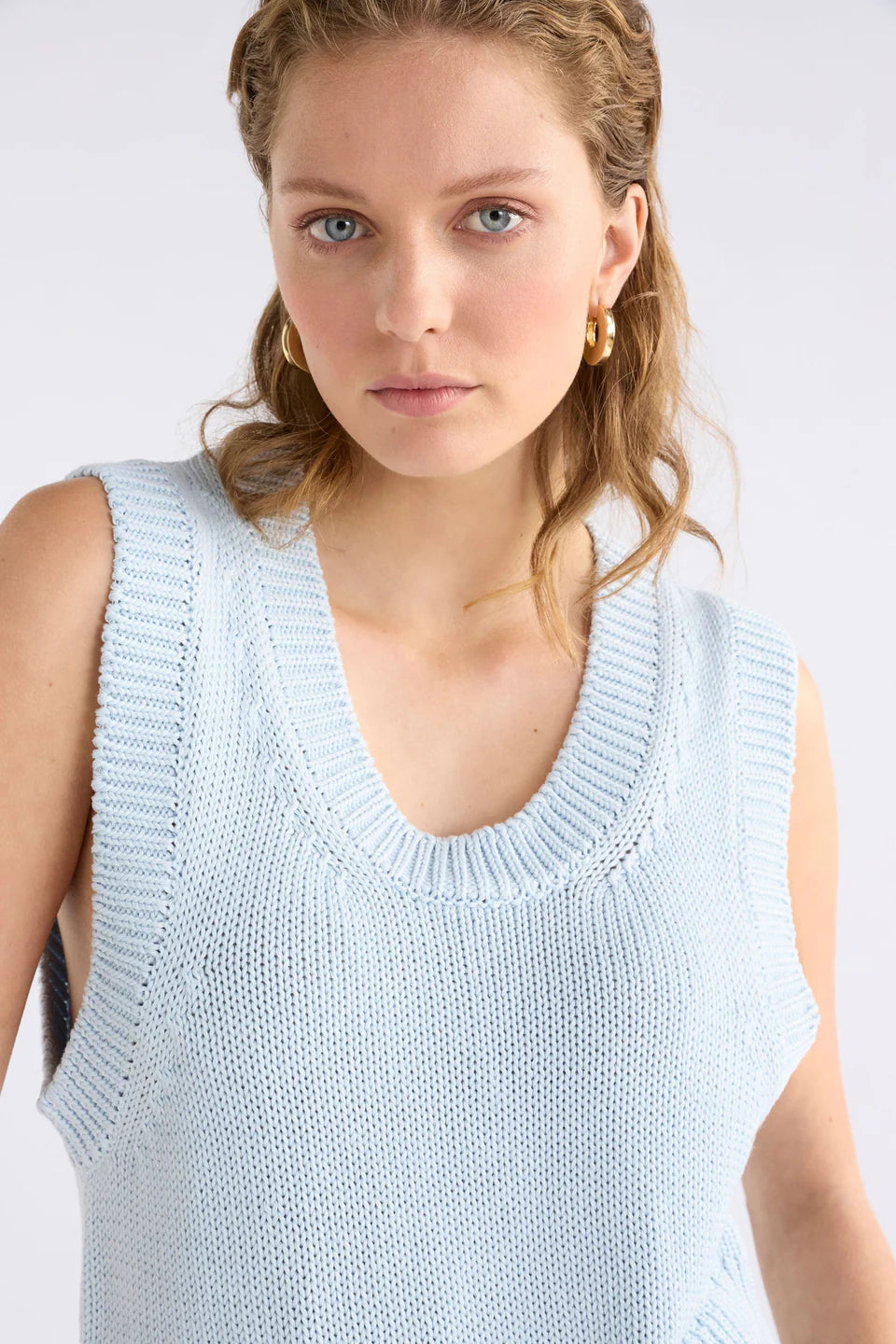 Mikkel Vest / Pearl Blue