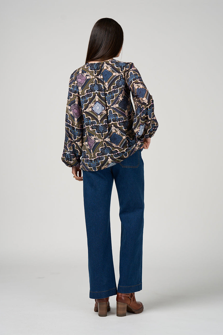 Regalia Blouse / Olive Multi
