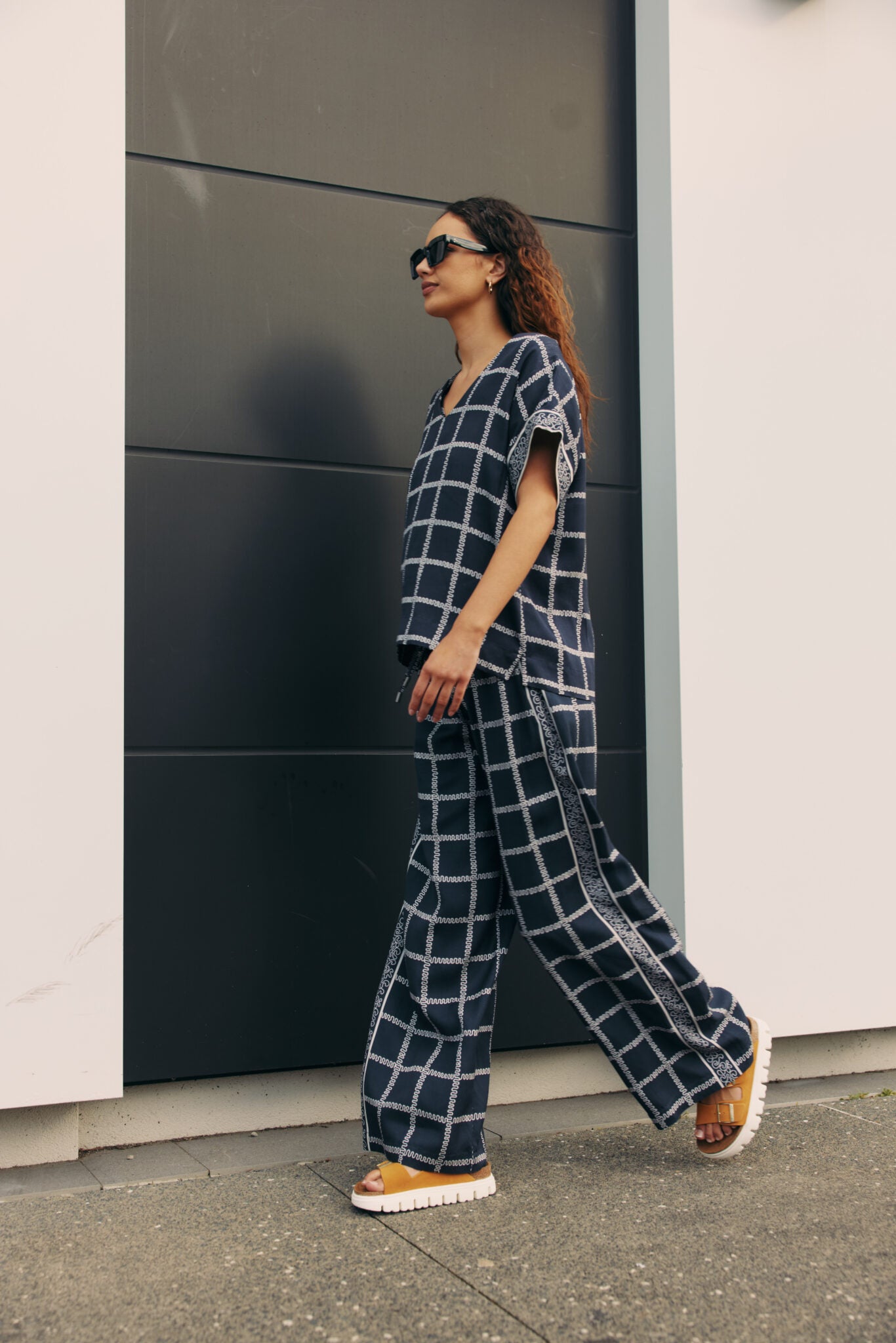 Lyrical Pant / Navy Bone