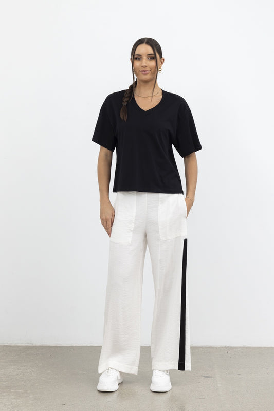 Motion Moods V Tee / Black