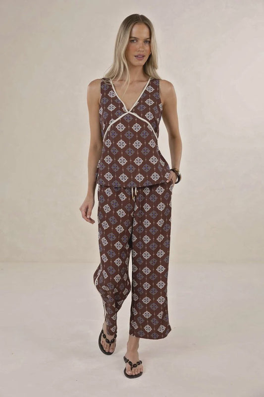 Vintage Tales Top / Choc-Cream